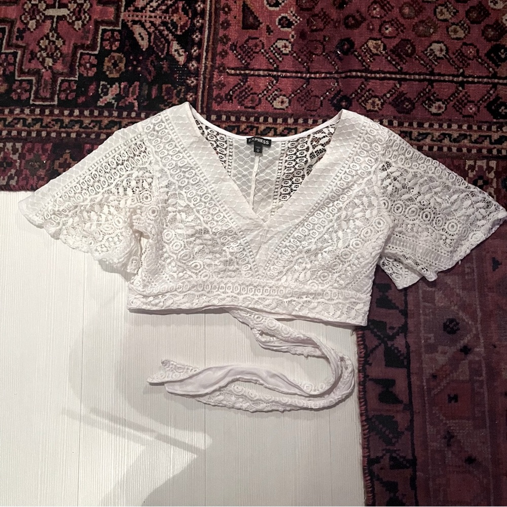Lace crop top